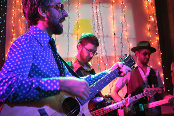 Artist Snowglobe | Memoir Music